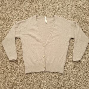 Aritzia The Group By Babaton Sweater Cardigan 100% Cashmere V-neck Beige Small